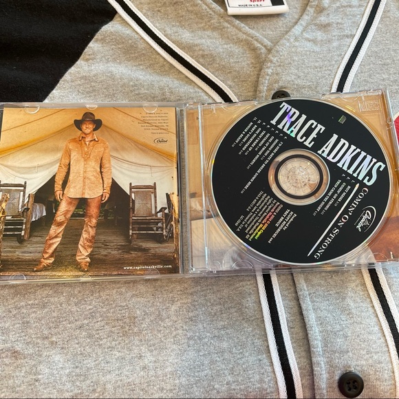 RARE!! Vintage Trace Adkins 04 Baseball Jersey Size 2X and Comin’ on Strong CD - Picture 12 of 13